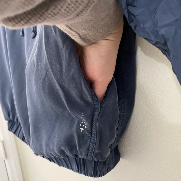 FP Free People Movement Eclipse Blue Funnel Neck Windbreaker Slouchy LG - Picture 4 of 7